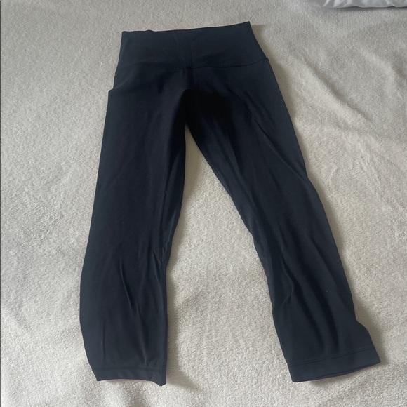Lululemon align 21” crop - Picture 1 of 3